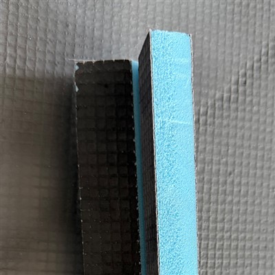 Sukaldeko gainazaleko atzealde iragazgaitza